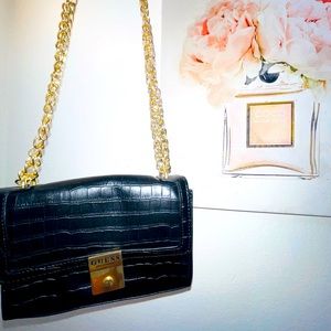 MINI BLACK GUESS BAG
